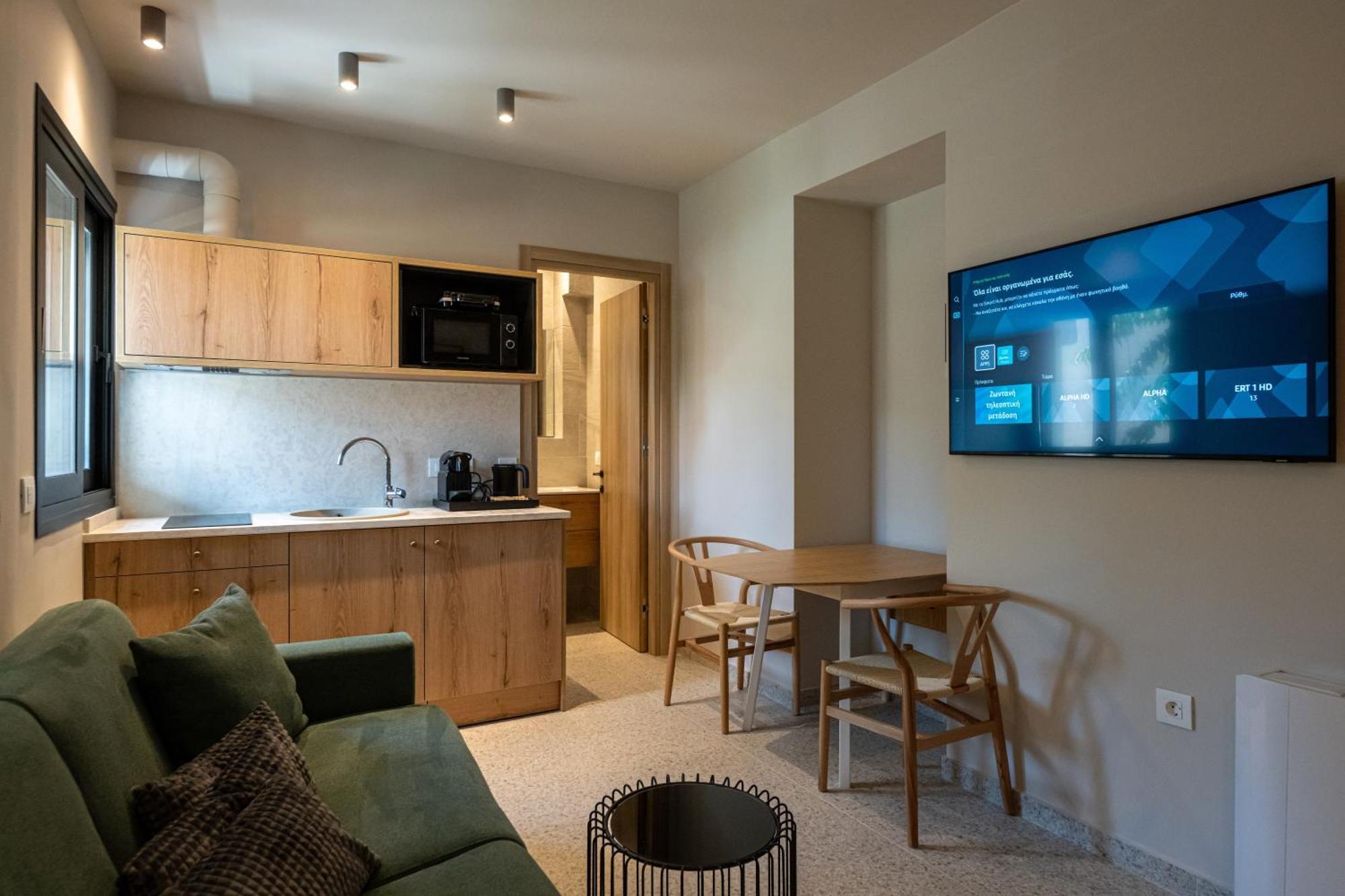 Asklipiou Cube - Kalamata Mediterranean Suites Zewnętrze zdjęcie