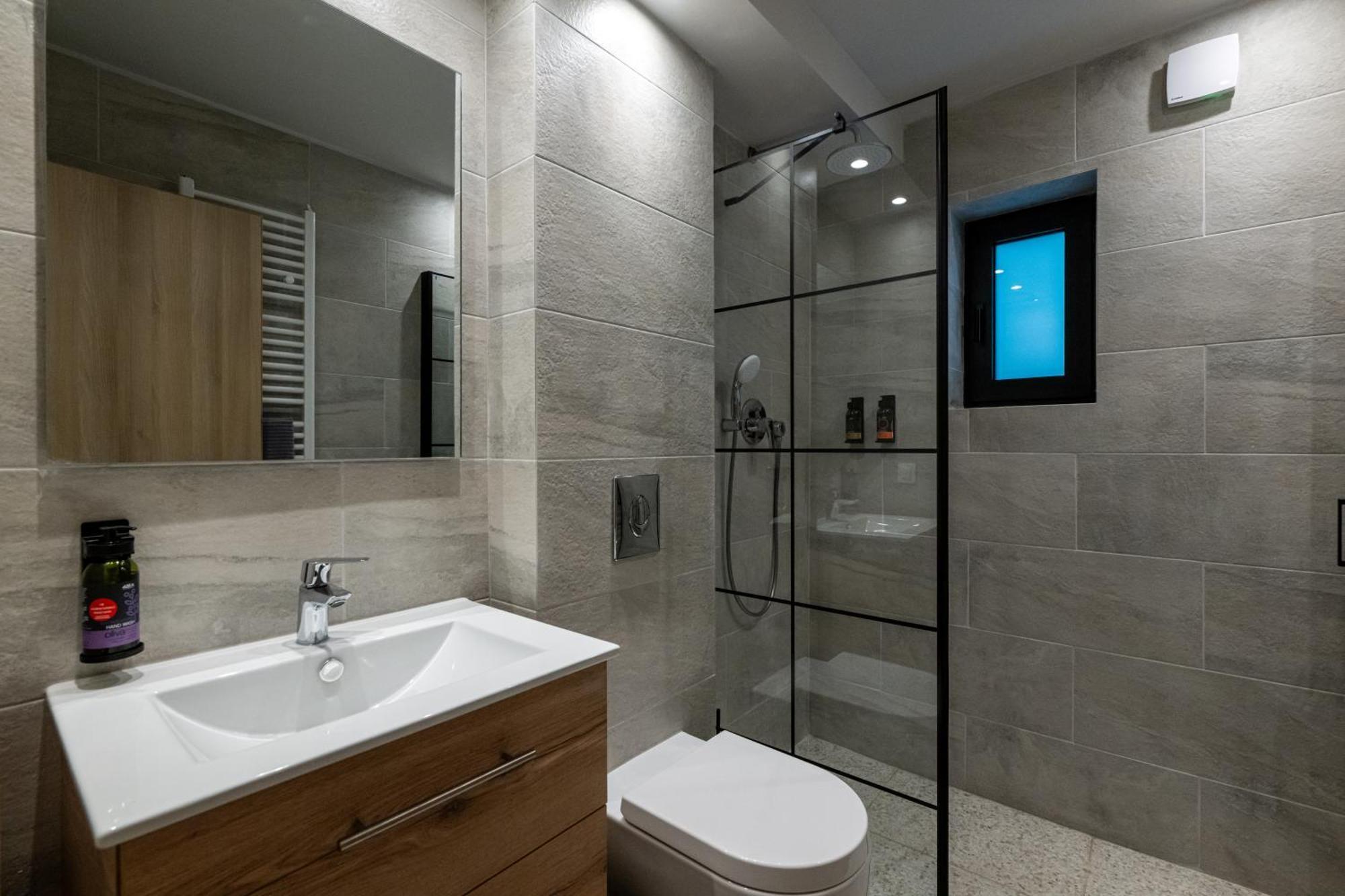 Asklipiou Cube - Kalamata Mediterranean Suites Zewnętrze zdjęcie