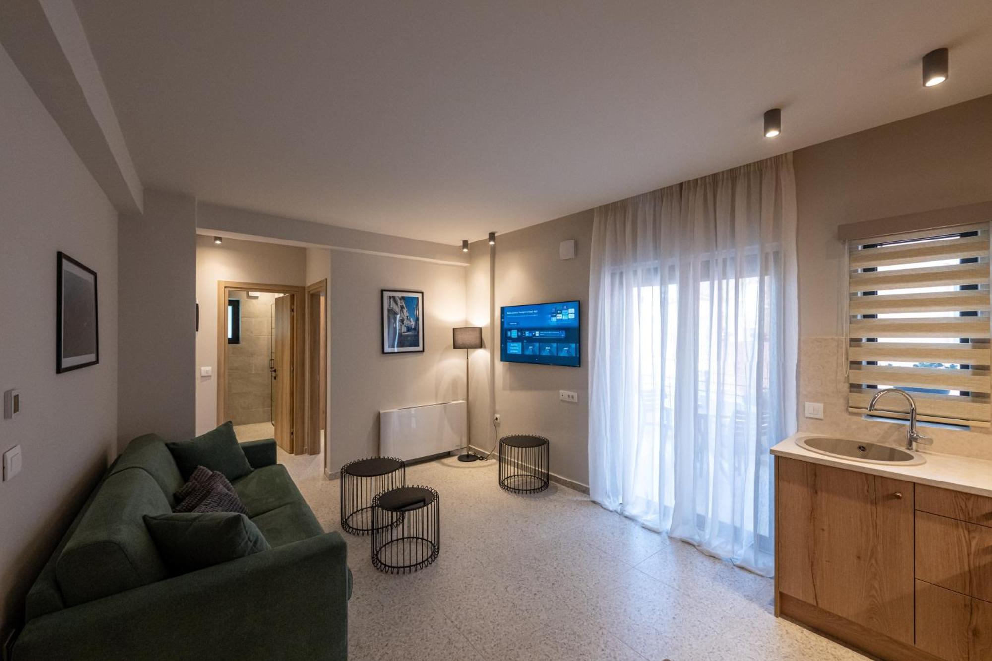Asklipiou Cube - Kalamata Mediterranean Suites Zewnętrze zdjęcie